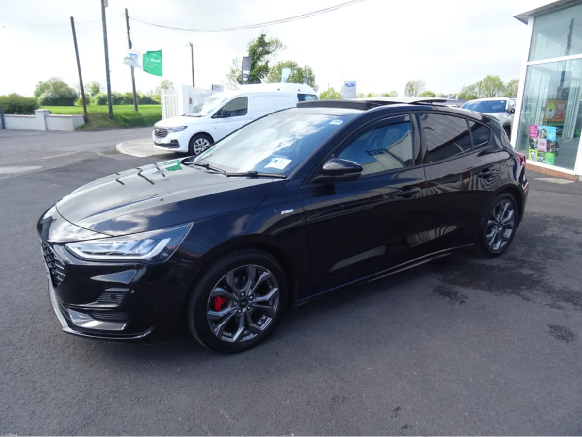 Ford Focus ST-LINE 1.0T 125 M6 FWD - Image 6