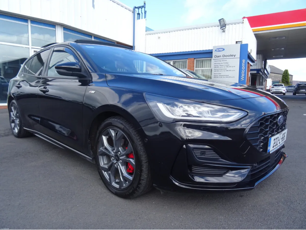 Ford Focus ST-LINE 1.0T 125 M6 FWD - Image 1