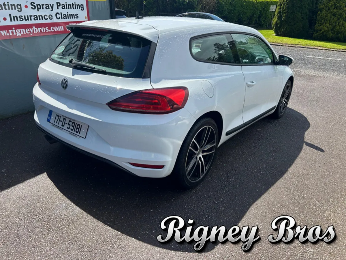 Volkswagen Scirocco 2.0 TDI BLUEMOTION 3DR - Image 5