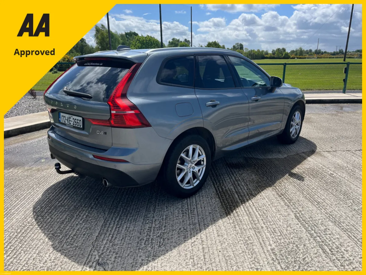 Volvo XC60 2.0 D4 190BHP AWD MOMENTU MOMENTUM - Image 4