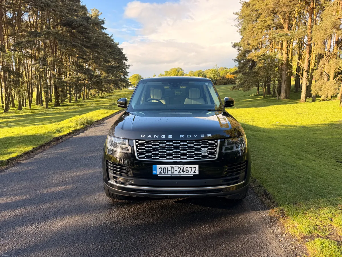 Land Rover Range Rover Diesel Vogue Low KM - Image 2