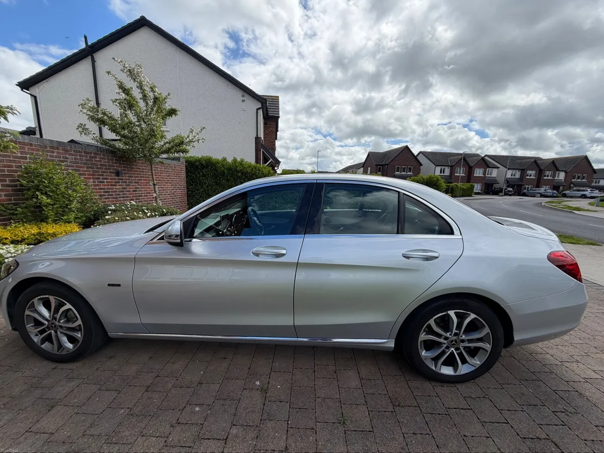 Mercedes Benz C350e (182) PHEV Valid NCT May 2027 - Image 2