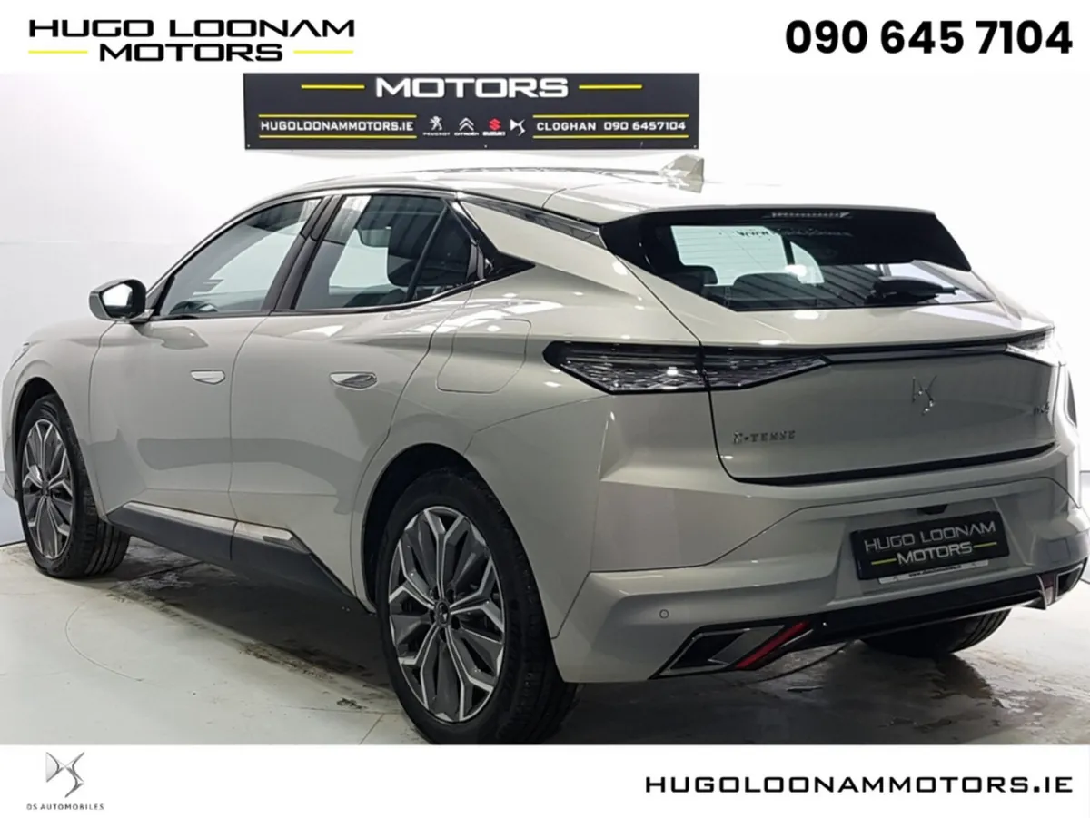DS Automobiles DS 4 TROCADERO E-TENSE 225 4DR - Image 3
