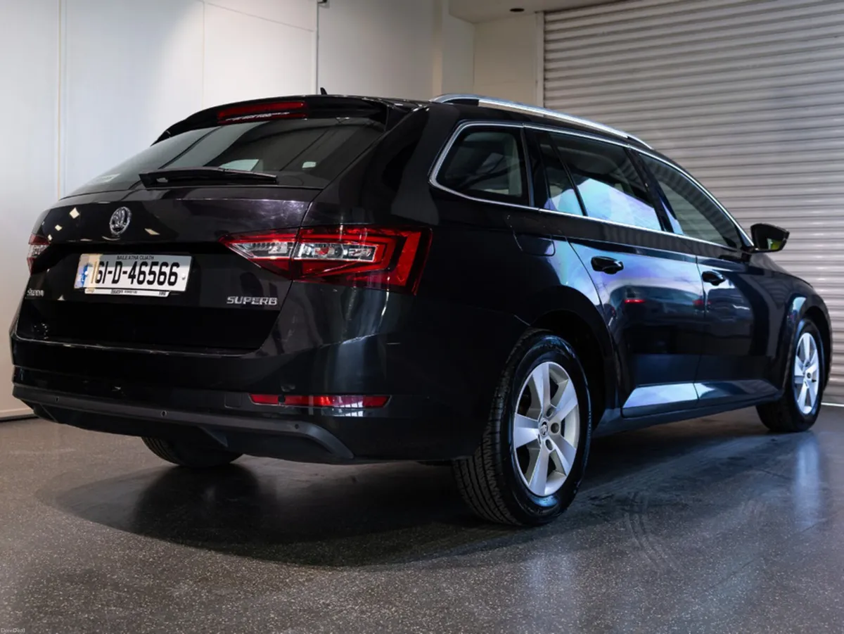Skoda Superb AMBITION 1.6 TDI 120BHP 4 4DR COMBI - Image 4
