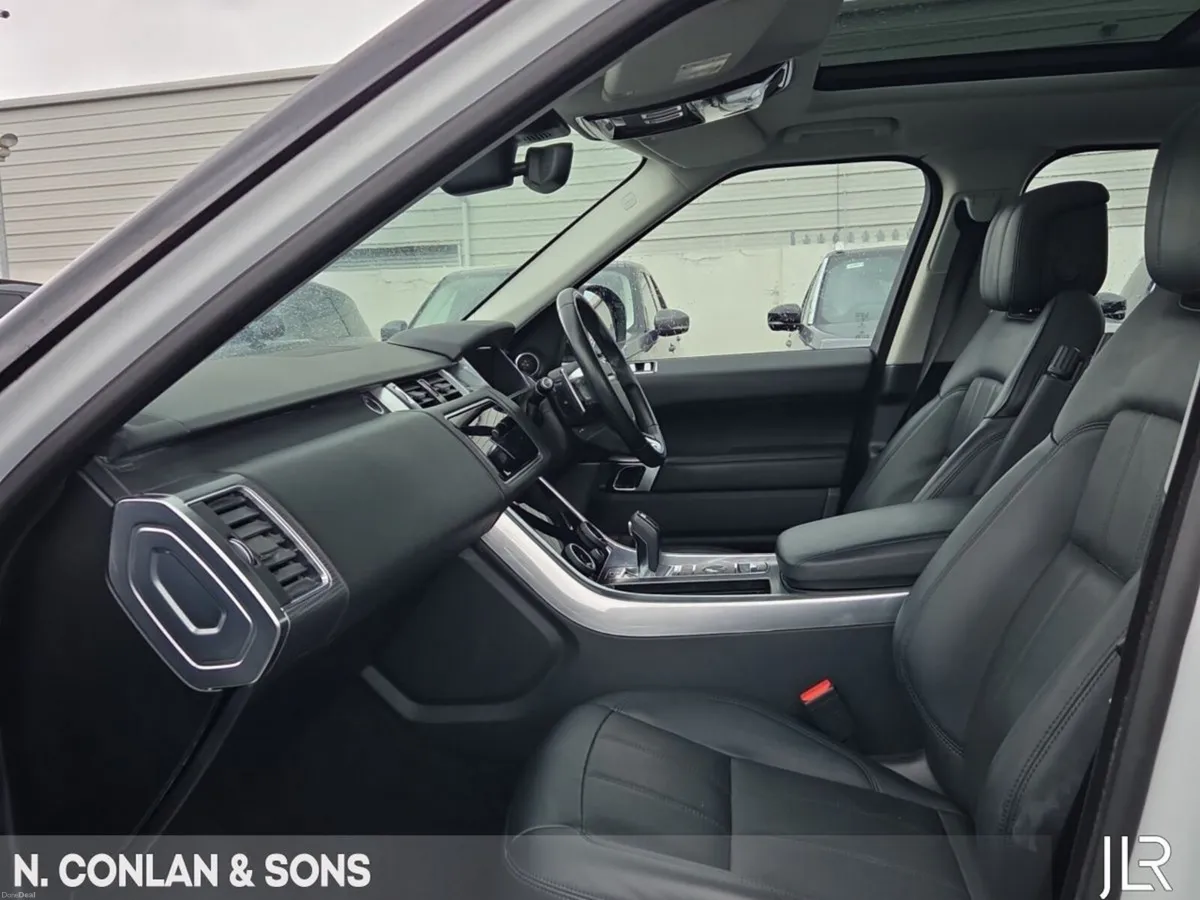 Land Rover Range Rover Sport 3.0D TDV6 HSE DYNAMIC - Image 3