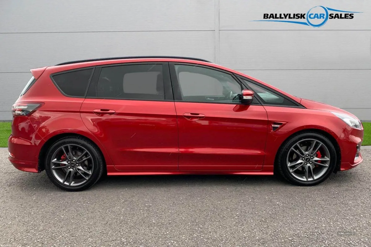 Ford S-Max 2.0 EcoBlue 190PS ST-Line Auto in Lucid - Image 3