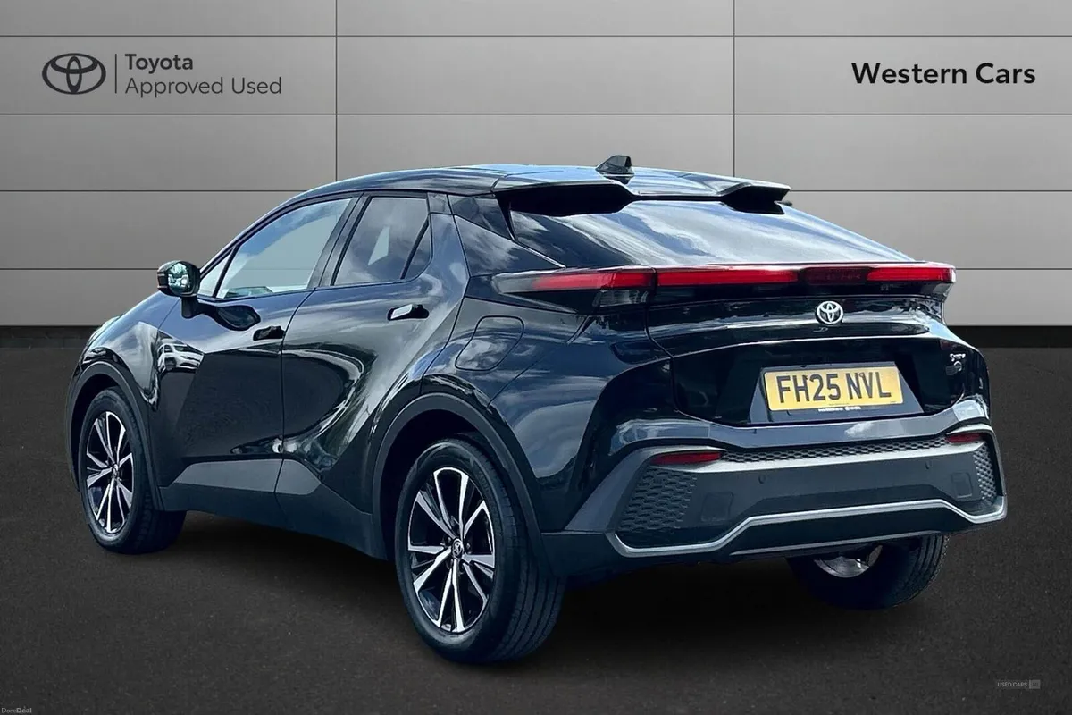 Toyota C-HR 1.8 VVT-h Design CVT Euro 6 (s/s) 5dr - Image 4