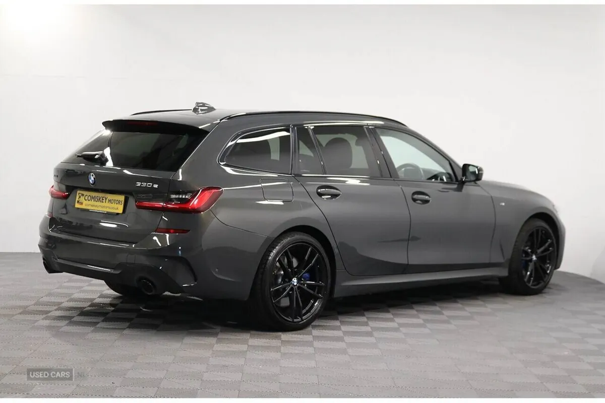 BMW 3-Series 330e M Sport Pro Edition - Image 6