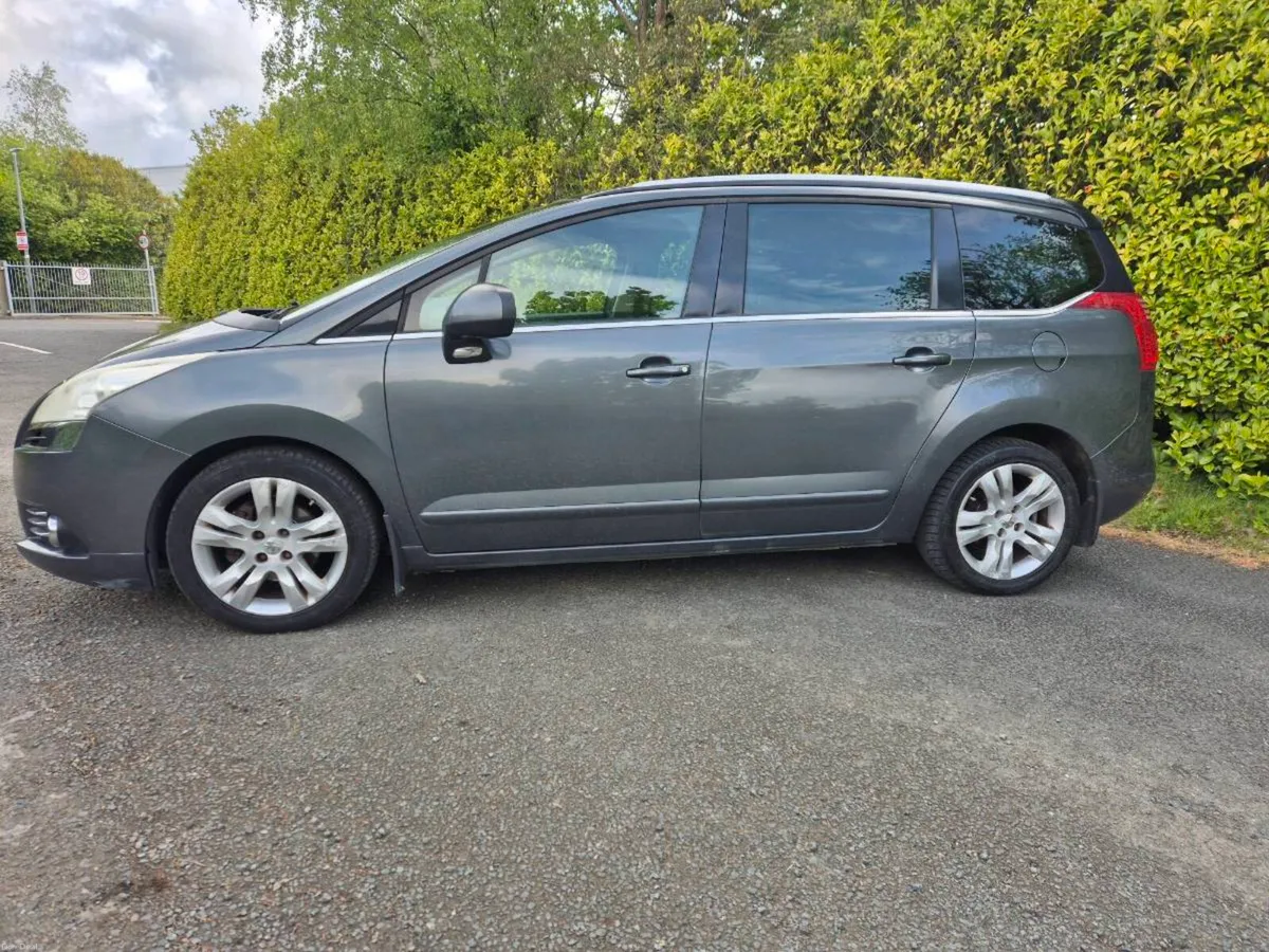 Peugeot 5008 - Image 3