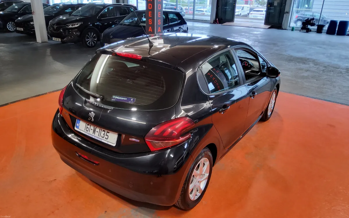 Peugeot 208 2016 - Image 3