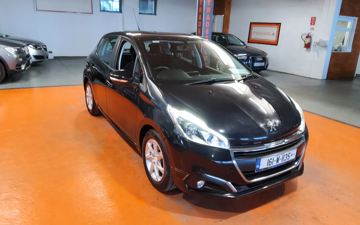 Peugeot 208 2016 - Image 1