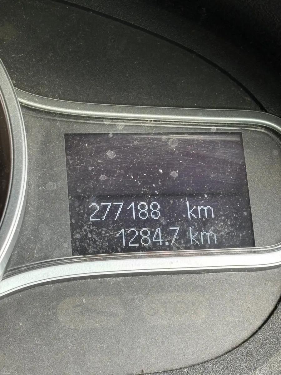 Renault Megane 2010 - Image 4