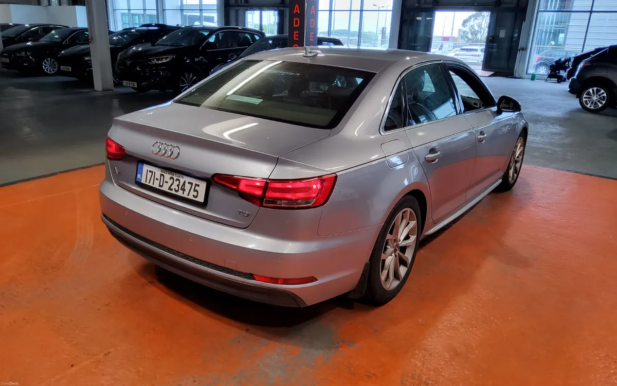 Audi A4 2017 - Image 4