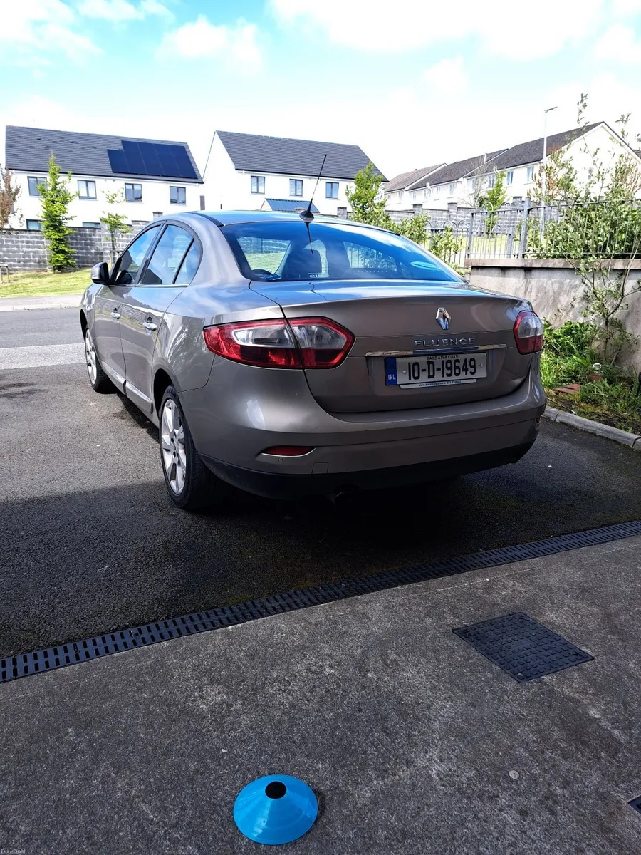 Renault Fluence 2010 - Image 2