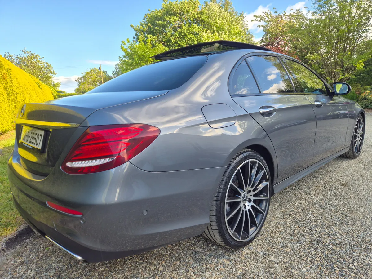 2020'MERCEDES E300 Diesel AMG Night Edition - Image 2