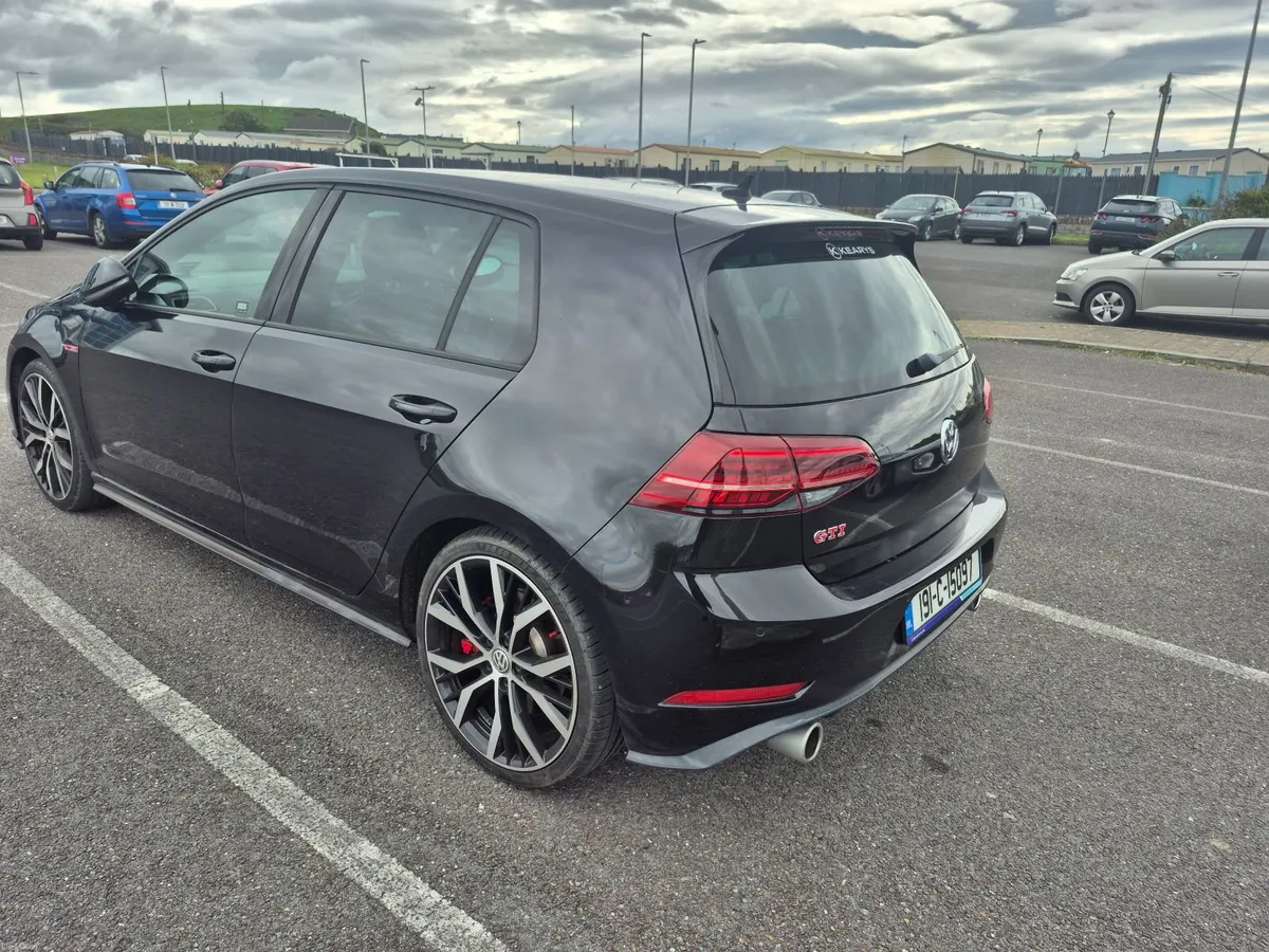 Volkswagen Golf  Gti 2019 - Image 4