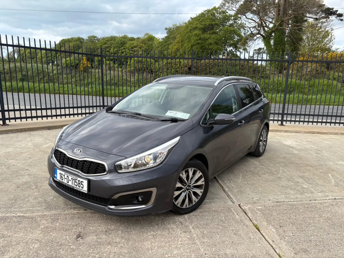 Kia Ceed Automatic - Image 2