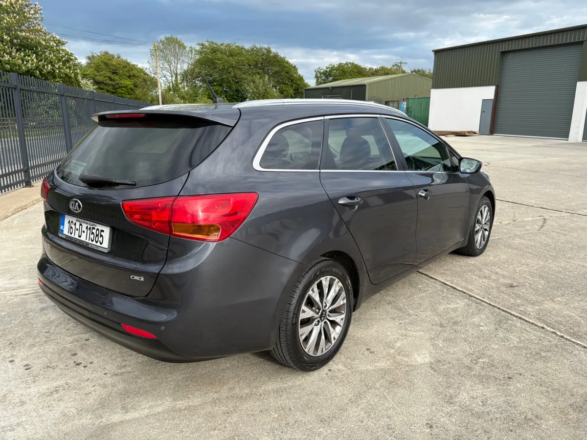 Kia Ceed Automatic - Image 4