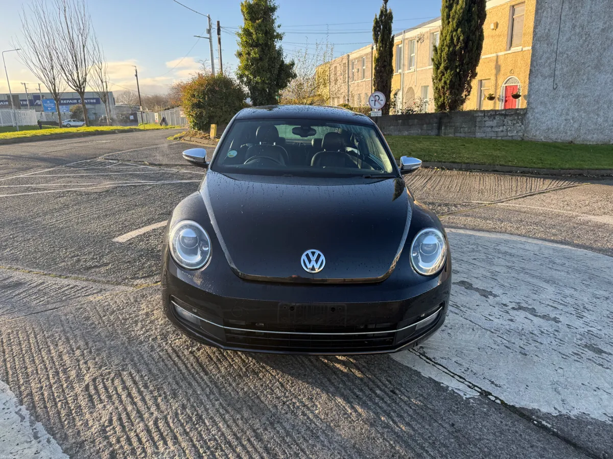 VOLKSWAGEN BEETLE 2013 AUTOMATIC - Image 3