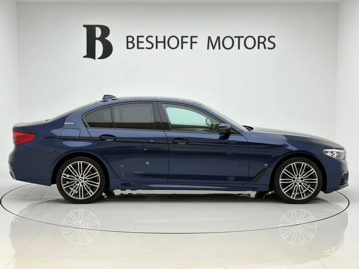 BMW 5-Series 530e M-SPORT=IVORY INTERIOR//LOW MILE - Image 4