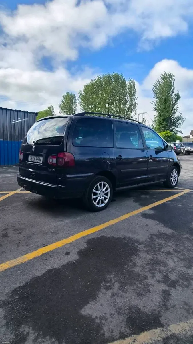 Volkswagen Sharan - Image 5