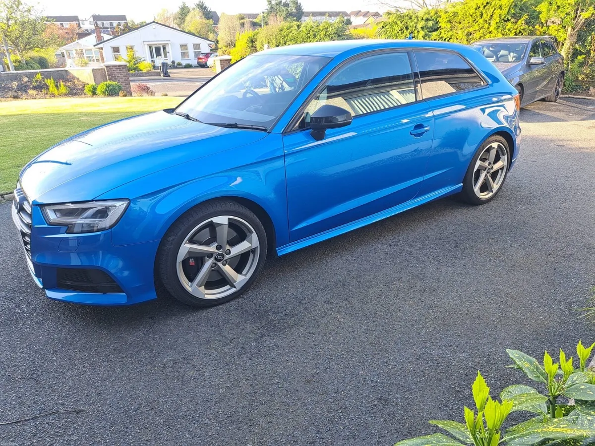 Audi S3 2017 - Image 2