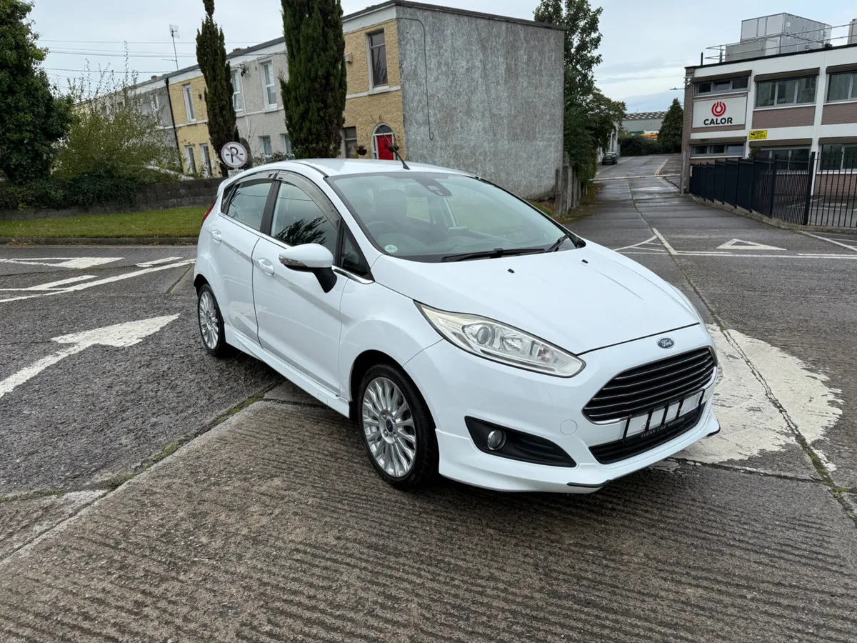 FORD FIESTA 2014 AUTOMATIC - Image 4