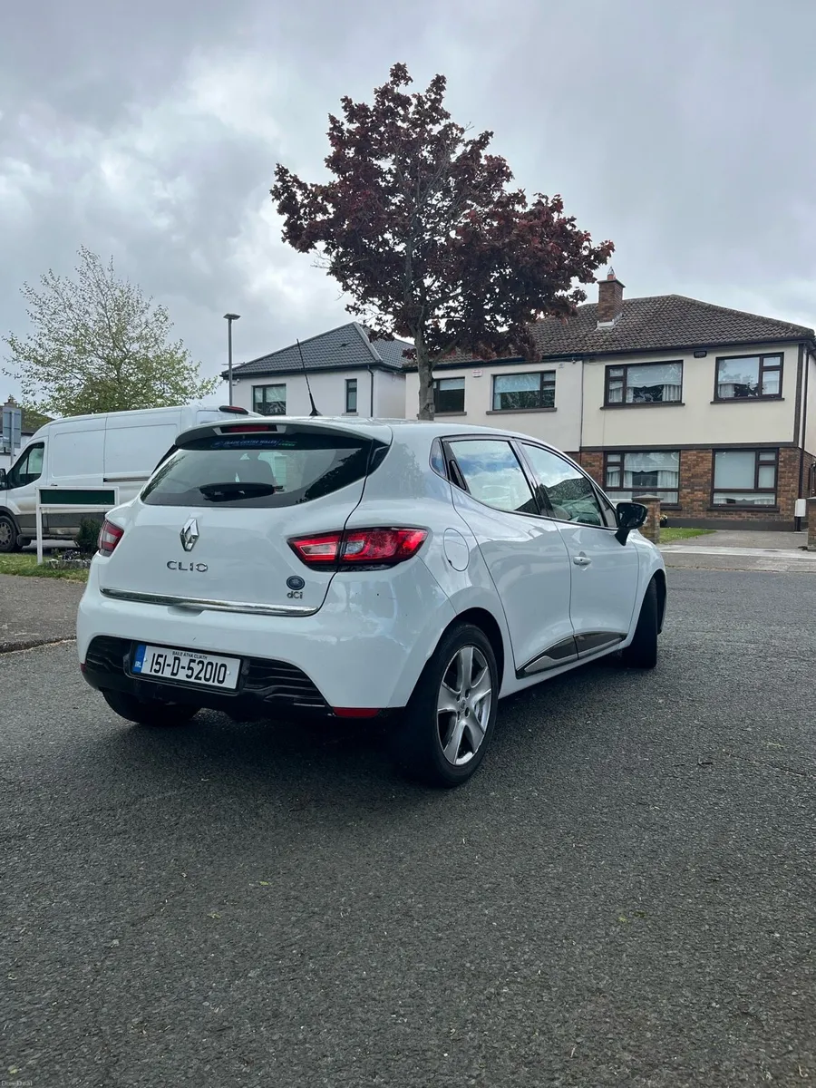 Renault Clio 2015 - Image 4