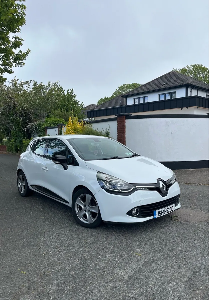 Renault Clio 2015 - Image 1