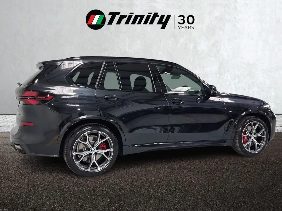 BMW X5 ** M-SPORT ** PRO PACK ** X DRIVE ** 50E ** - Image 3