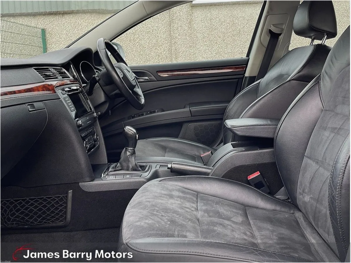 Skoda Superb 1.6 TDI CR 105hp AMBITION GrenliCOMBI - Image 6