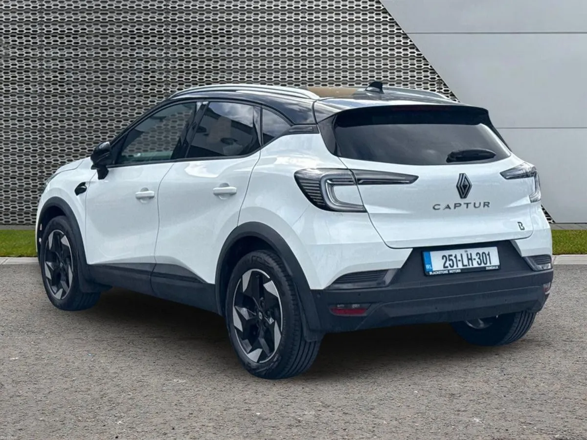 Renault Captur TCe 90 Techno - Image 3