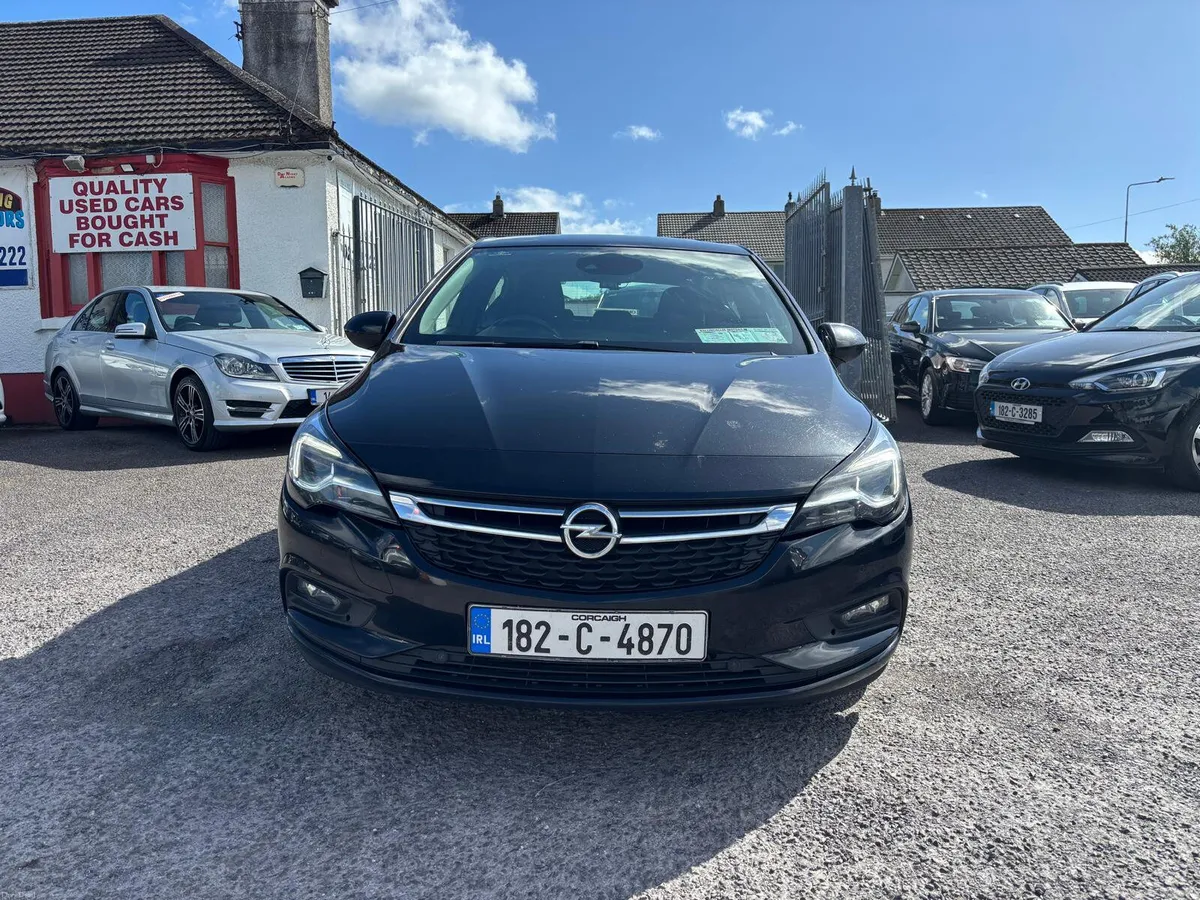 Opel Astra 2018  DIESEL  JUST  SERVICED  NCT 28 - Image 4