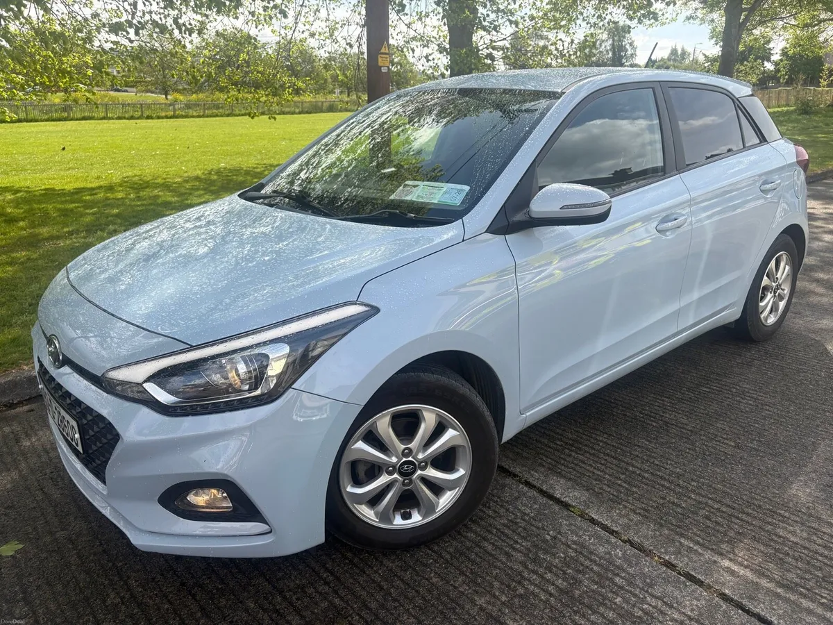 Hyundai i20 2019 1.2 Petrol high spec! - Image 2
