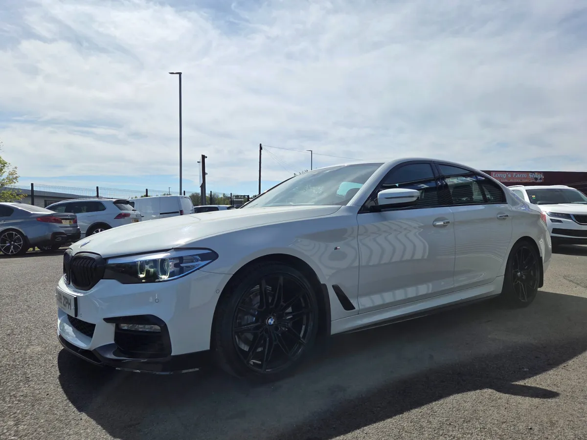 2018 BMW 520d M-SPORT  AUTO. 1 OWNER - Image 4