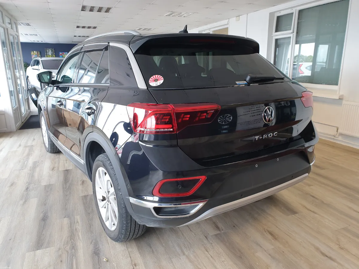Volkswagen T-Roc 2.0TDI STYLE AUTO - Image 4