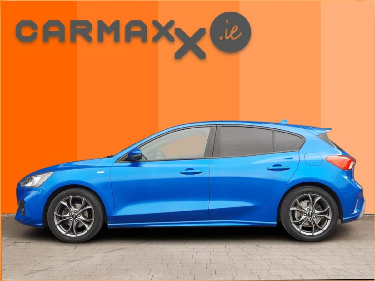Ford Focus 1.0 ECOBOOST 125BHP 5DR ST-LINE - Image 4