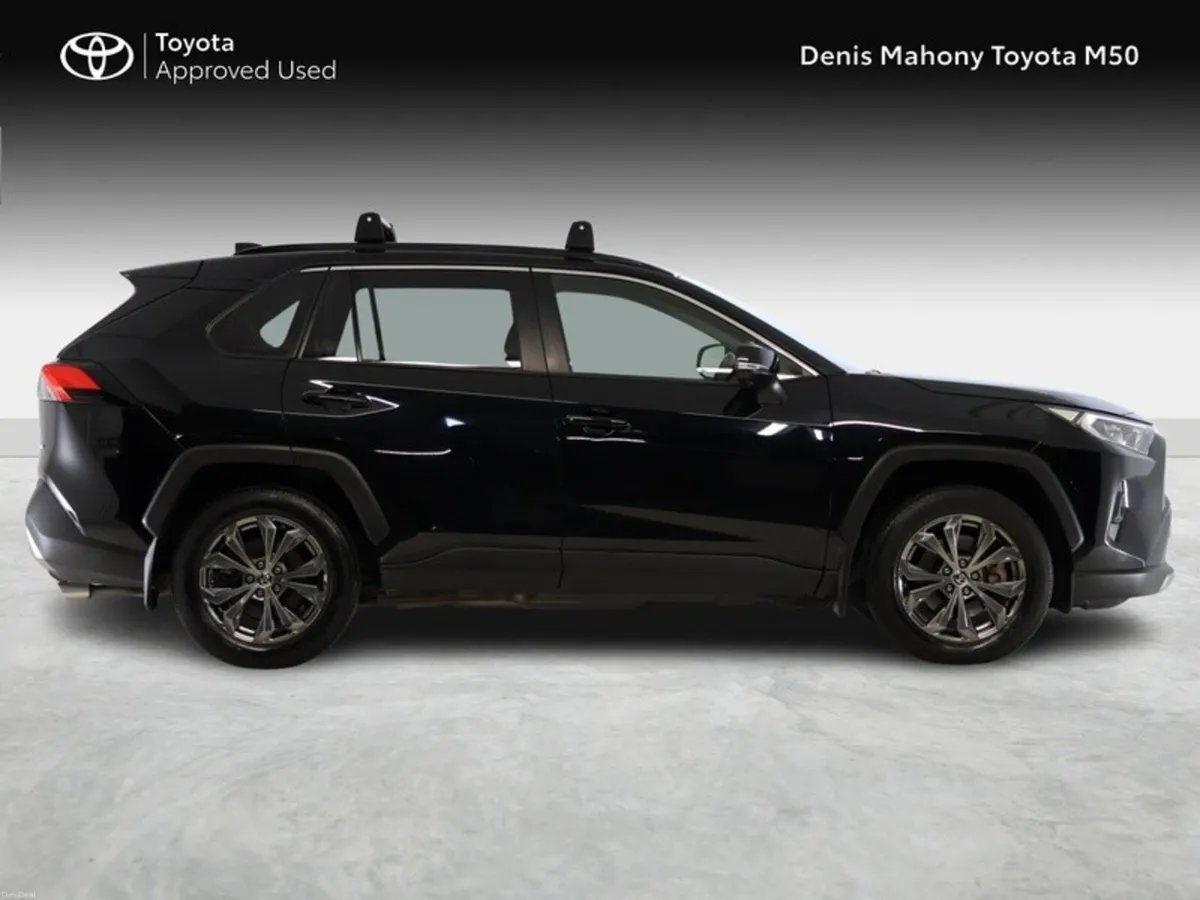 Toyota RAV4 Sol Hybrid - Image 3