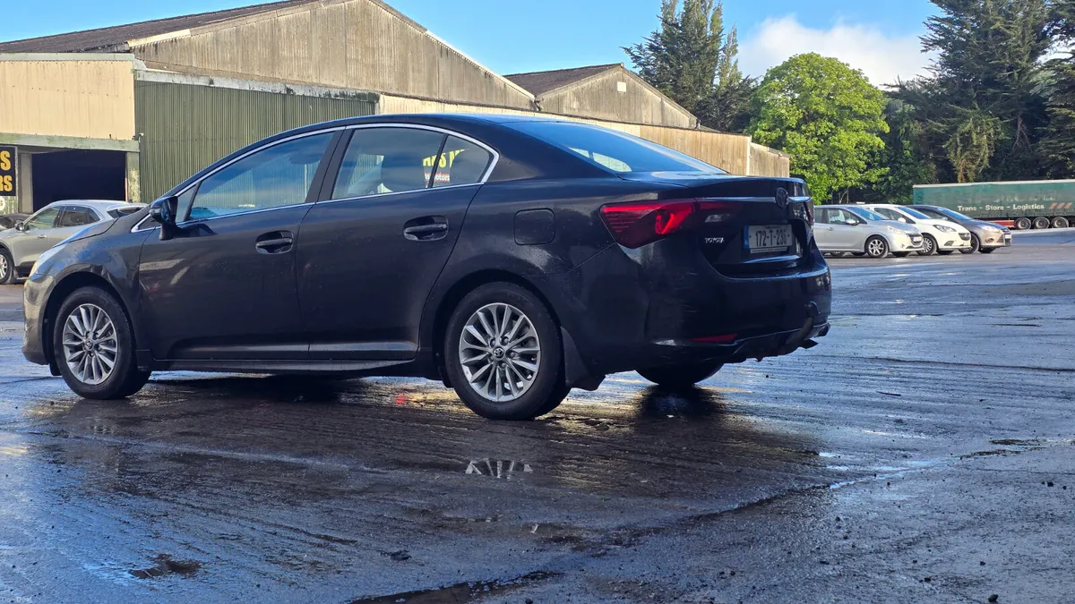 2017 Toyota Avensis 1.6 D4D Aura - Image 5