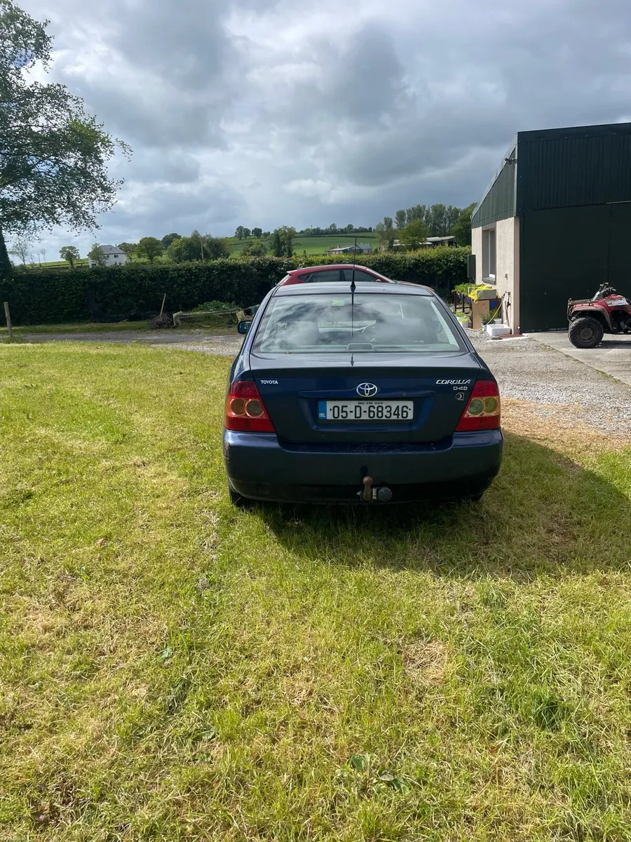 Toyota Corolla - Image 2