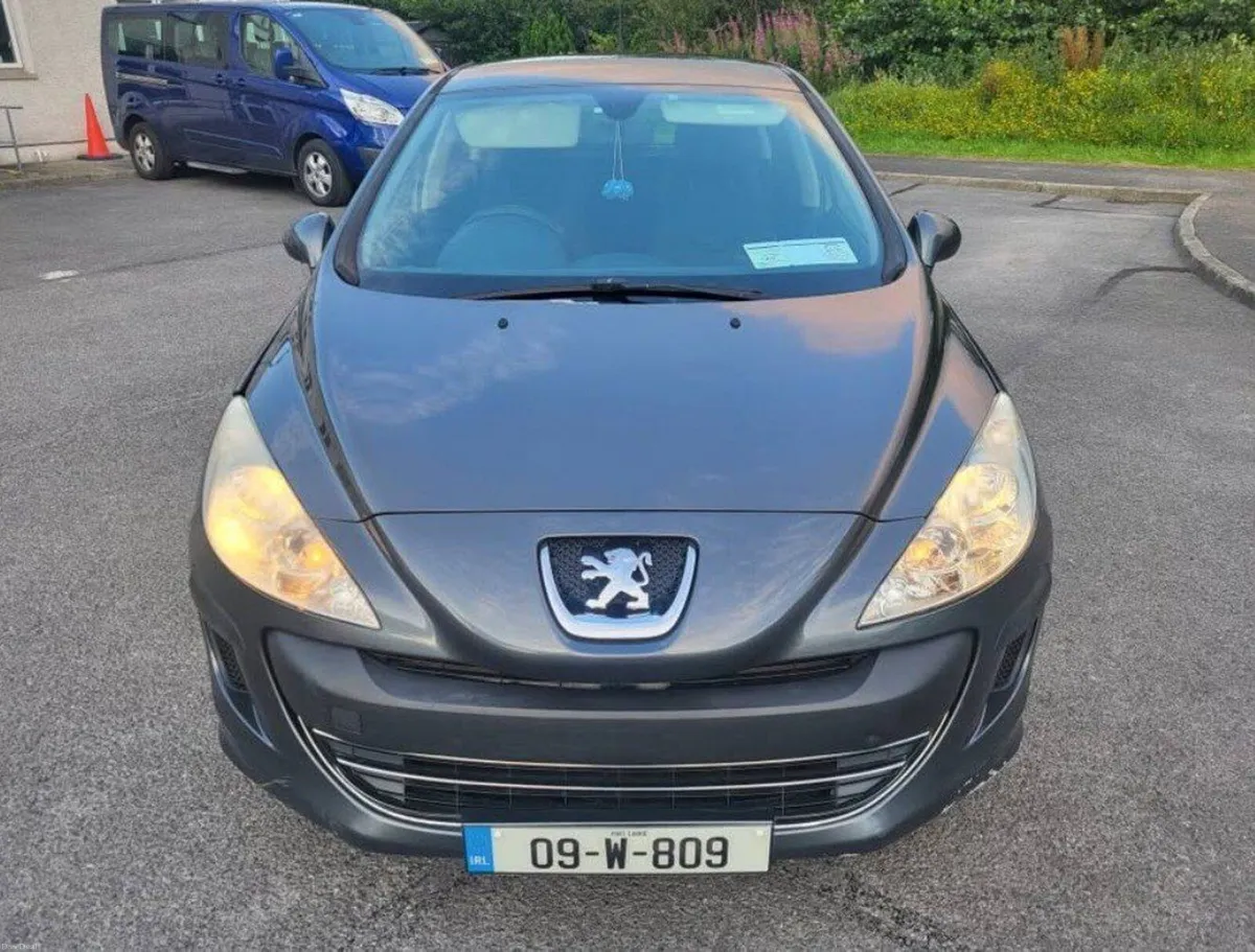 Peugeot 308 2009 - Image 2