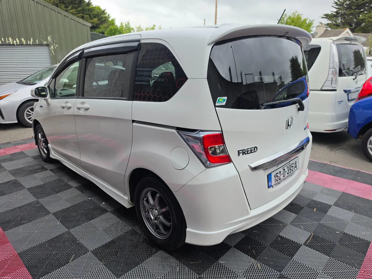 152 HONDA FREED 7SEAT NEW NCT 112KM - Image 2