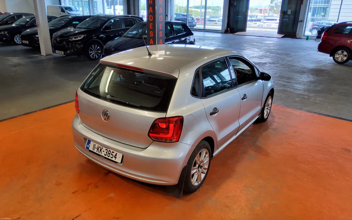 Volkswagen Polo 2011 - Image 3