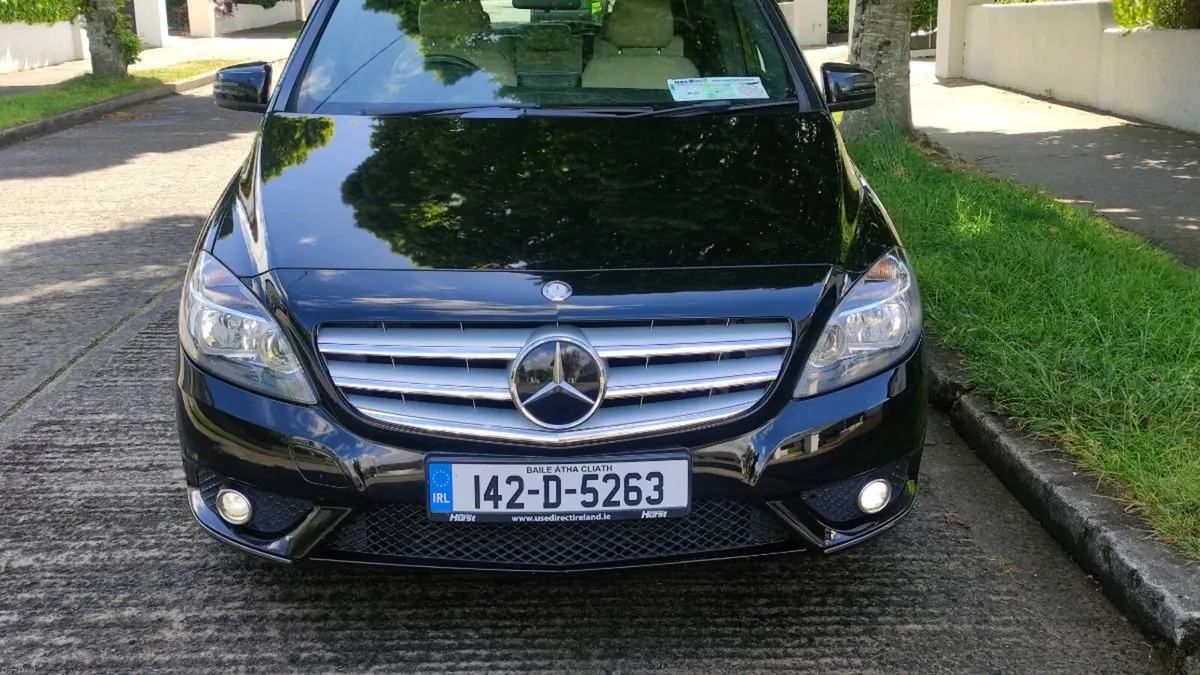 Mercedes Benz for sale just passed NCT - Image 2