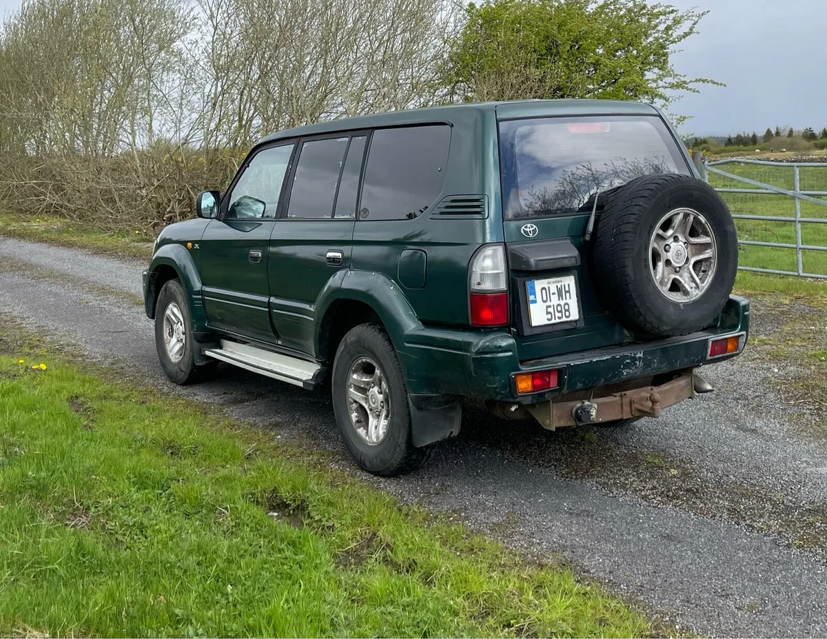 Toyota Landcruiser Colorado - Image 4
