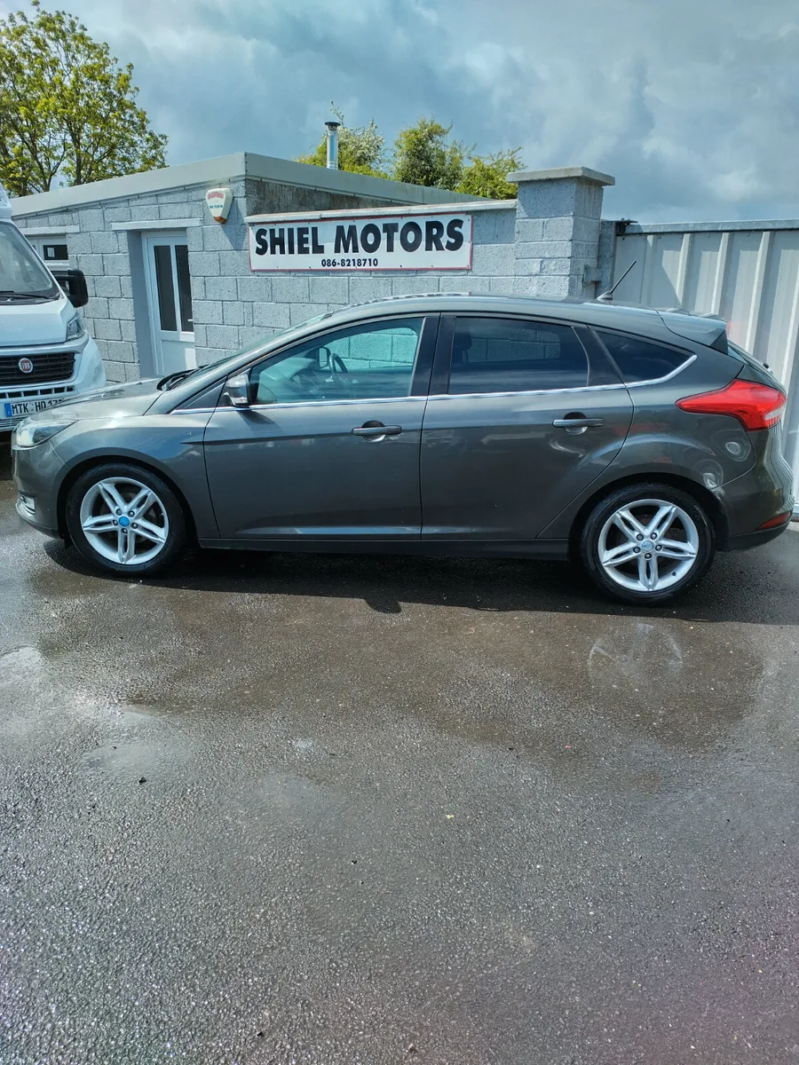 Ford Focus 2017 - Image 6