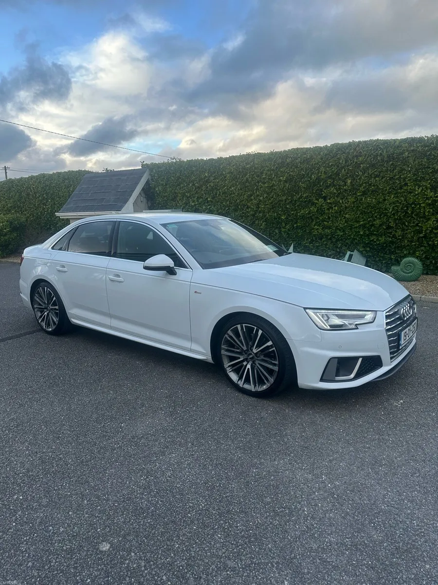 Audi A4 S Line. - Image 1