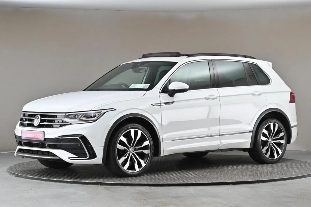 Volkswagen Tiguan R-LINE 2.0 TDI DSG 150BHP **EL. - Image 4