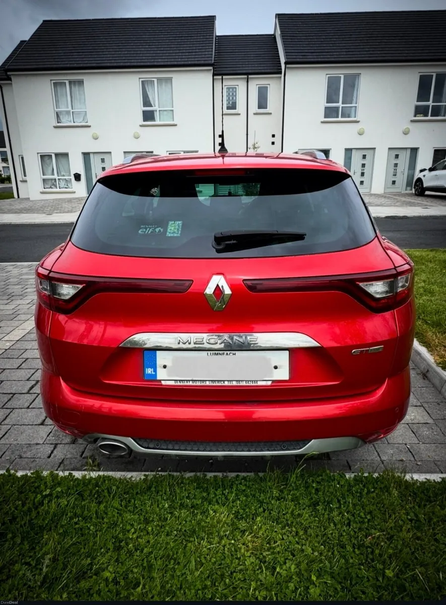 Renault Megane  Sport Tourer GT Line 2018 - Image 3