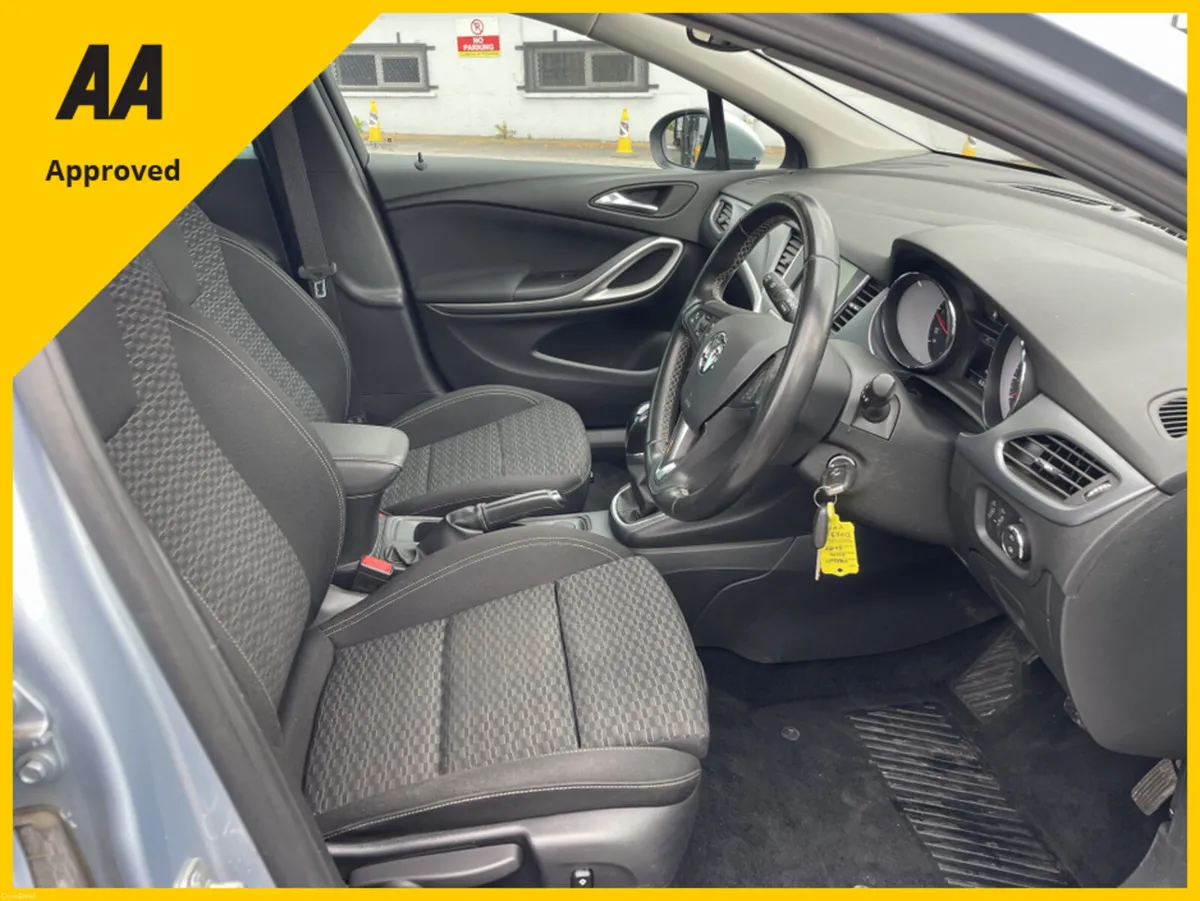 Opel Astra TECH LN NV CDTI E-T LINE NAV ECOTEC S/S - Image 3